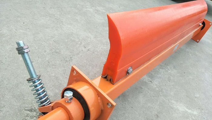 輸送機皮帶清掃器